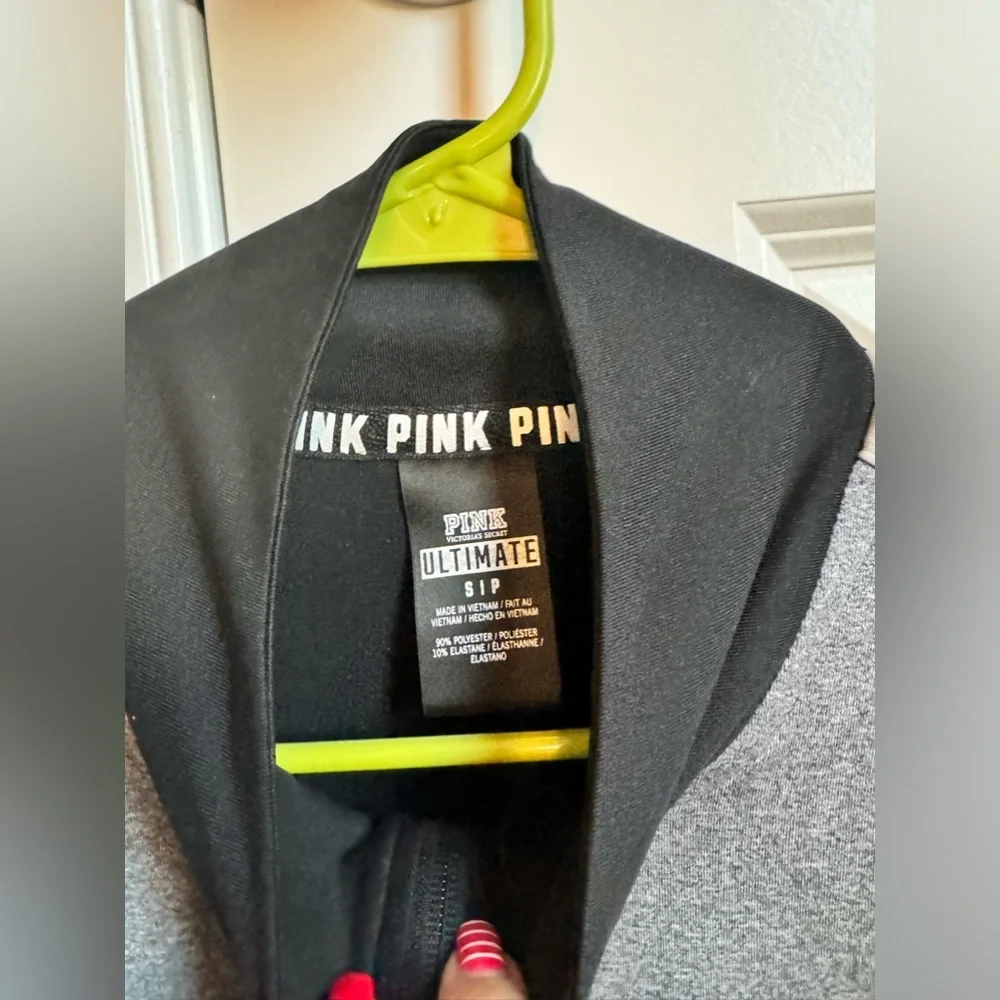 Pink jacket - Picture 2 of 2